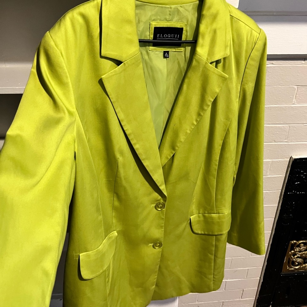 Women’s oversized blazer (I wore as dress) size 14